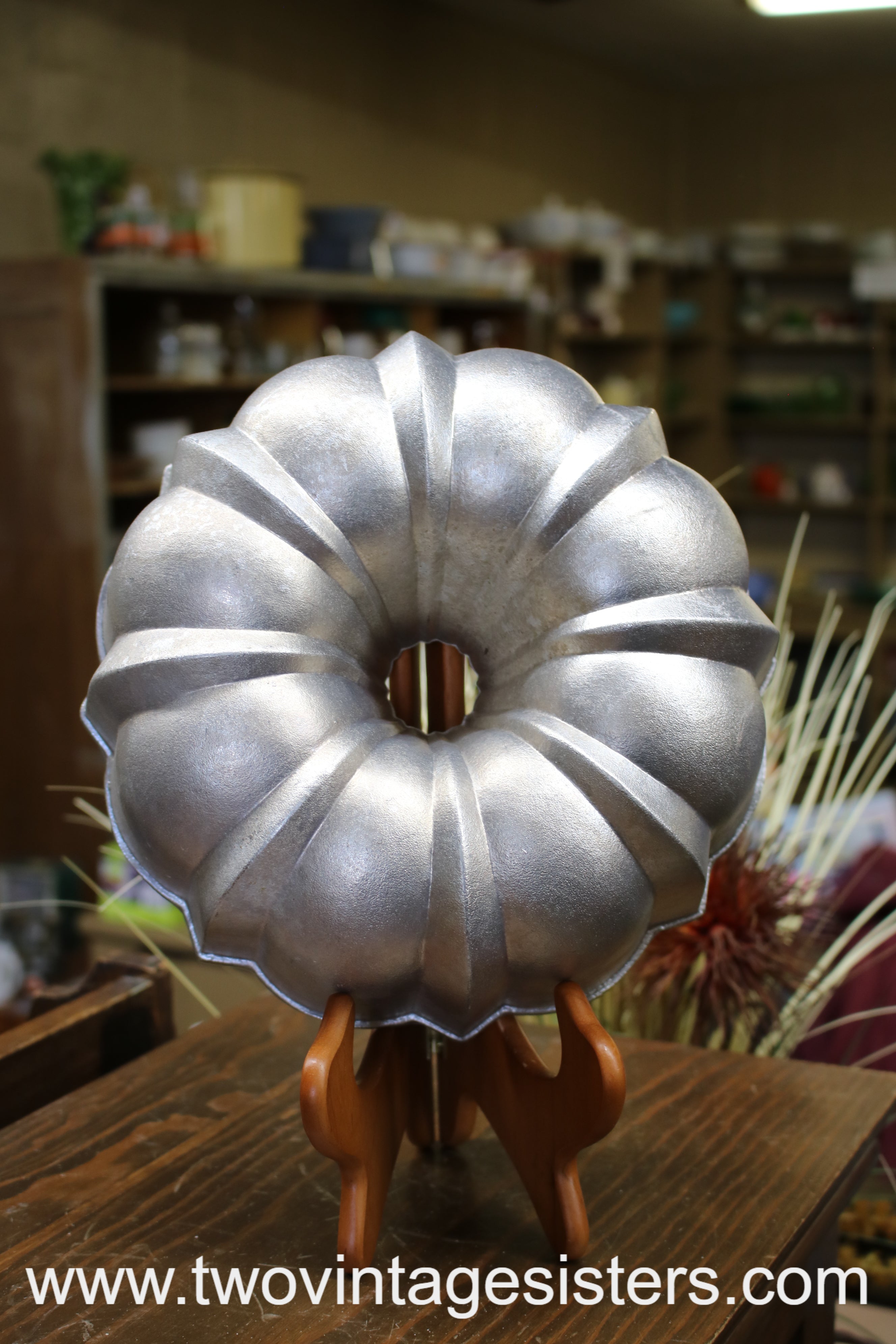 Bundt Cake Pans on Sale - Austin, Texas — Faraday's Kitchen Store