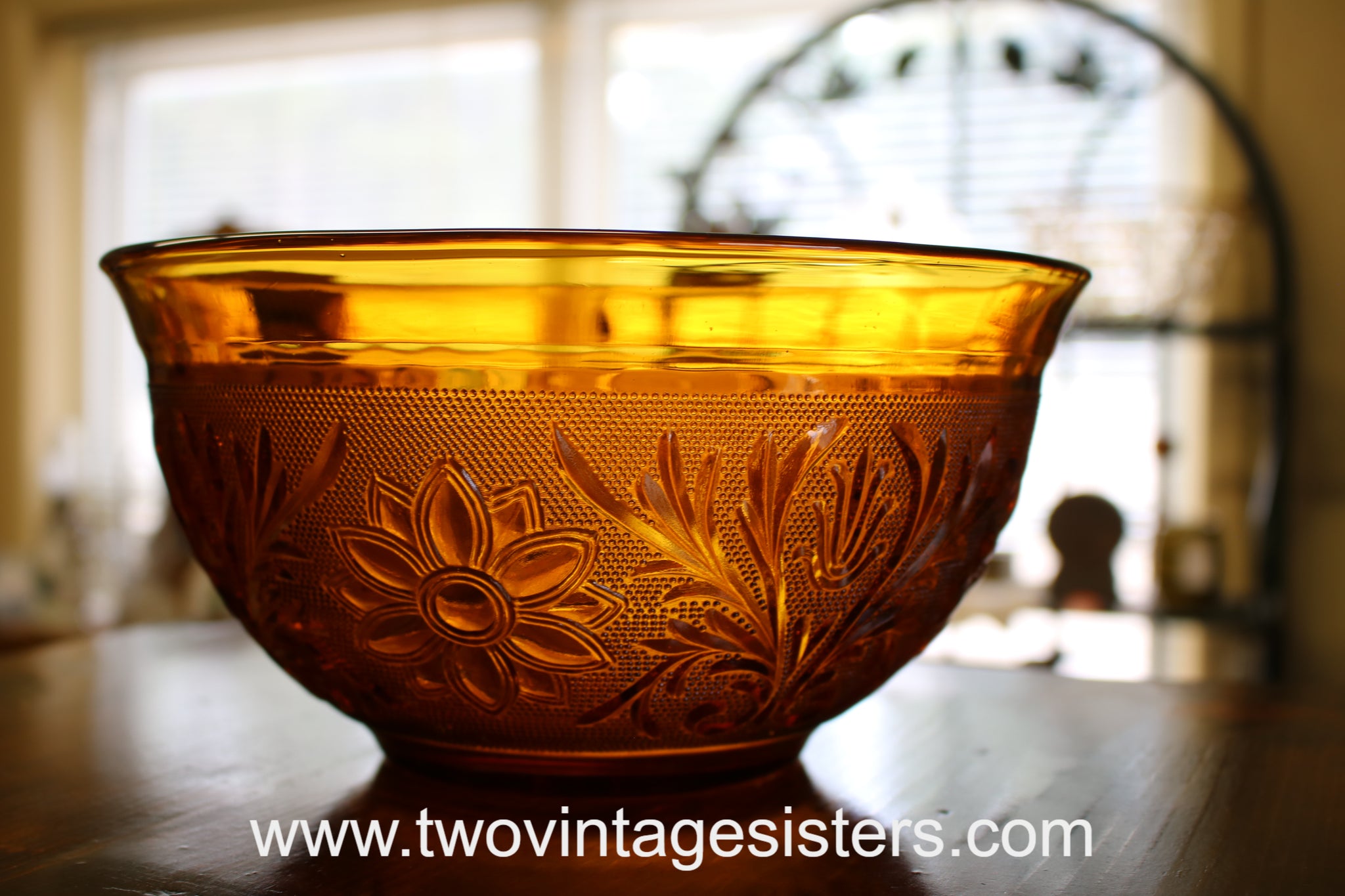 Vintage Fire King Amber store Glass Mixing Bowls