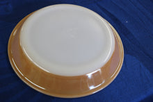 Load image into Gallery viewer, Anchor Hocking FIre King Peach Lustre Pie Plate 9&quot; #460
