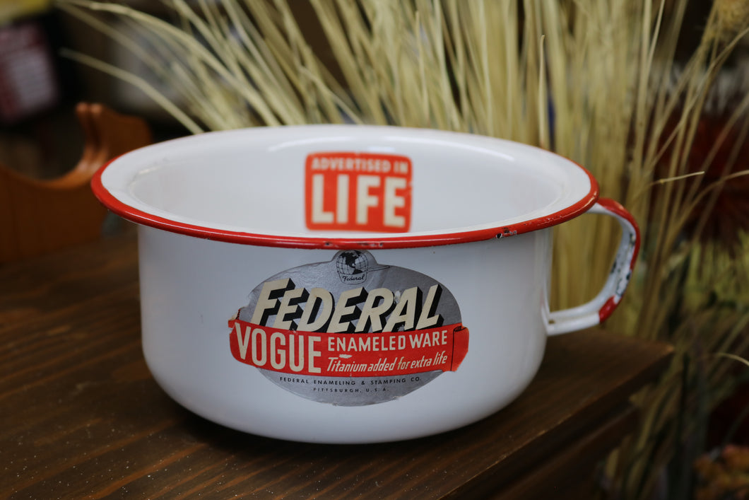 Vintage Federal Vouge Enameled Ware Soup Bowl Basin Pot Handled