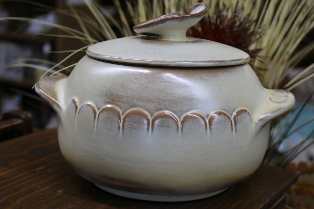 Vintage Frankoma Pottery Desert Gold Soup Tureen Lidded 3QT